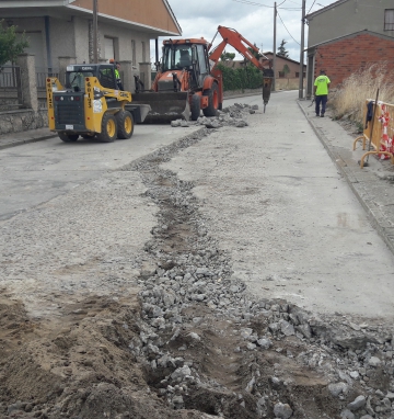 Renovación de la red de abastecimiento. Gomezserracín (Segovia)